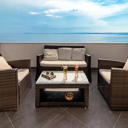 Mirta * Stara Baška