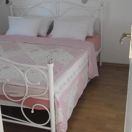 Apartament Mirta
