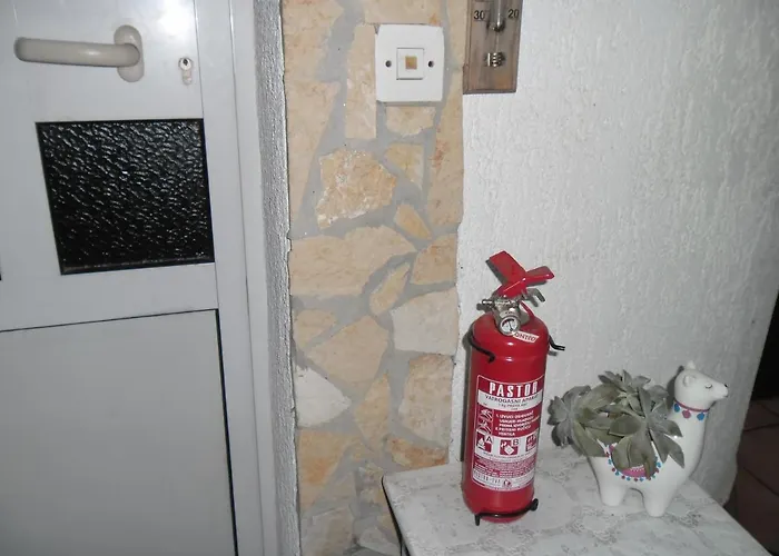 Mirta * Stara Baška