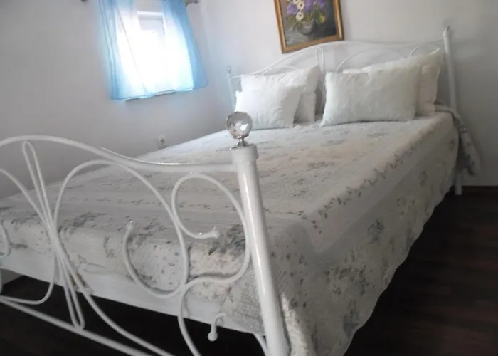 Apartment Mirta Stara Baška