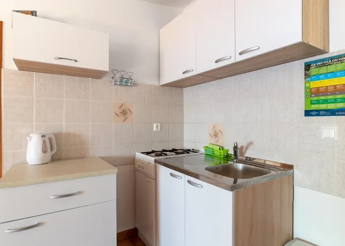 Mirta * Stara Baška