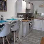 Mirta Apartment
