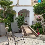 Apartment Mirta *